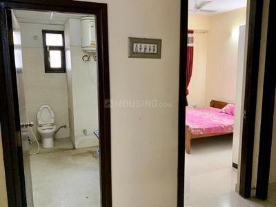 Bathroom Image of 1750 Sq.ft 3 BHK Apartment / Flat for rent in Aarohan Crystel Link Apartment, Amausi Lucknow for Rs. 38000