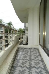 Balcony Image of 1500 Sq.ft 3 BHK Apartment / Flat for rent in Vile Parle East Mumbai for Rs. 140000