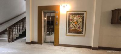 Hall Image of 5000 Sq.ft 3.5 BHK Independent House for sale in M.G. Road Kochi for Rs. 50000000