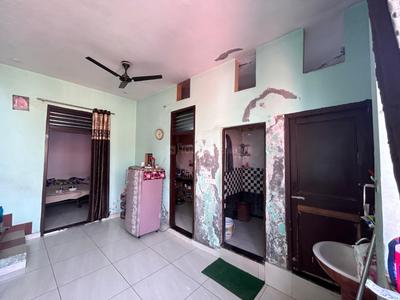 Living Room Image of 450 Sq.ft 4 BHK Independent House for sale in Haibowal Kalan Ludhiana for Rs. 2300000