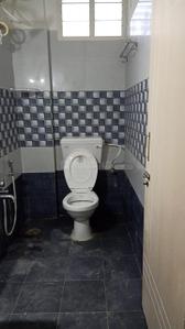 Bathroom Image of 700 Sq.ft 2 BHK Builder Floor for rent in Electronic City Bengaluru for Rs. 17000