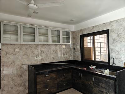 Kitchen Image of 870 Sq.ft 3 BHK Apartment / Flat for rent in Pioneer Dreams, New Althan Surat for Rs. 21000