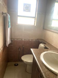 Bathroom Image of 2000 Sq.ft 4 BHK Builder Floor for rent in Nagalli Hills Colony Goa for Rs. 120000