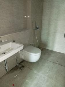 Common Bathroom Image of 1600 Sq.ft 3 BHK Apartment / Flat for rent in Adani Ten BKC, Bandra East Mumbai for Rs. 275000
