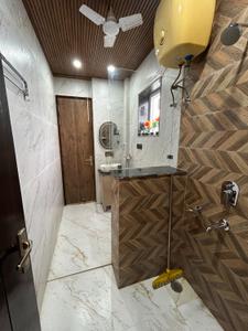 Image of 2205 Sq.ft 4 BHK Builder Floor for sale in Surya Niketan, Anand Vihar, New Delhi for Rs. 45000000