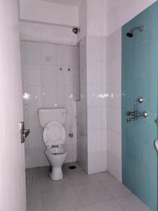 Common Bathroom One Image of 1296 Sq.ft 2 BHK Apartment / Flat for sale in Fortune Township, Kazipara Kolkata for Rs. 4536000