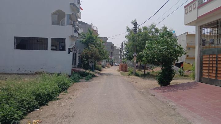 Vrindavan yojna sec 8 C Main Image 1