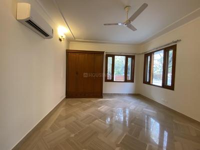 Hall Image of 2700 Sq.ft 4 BHK Builder Floor for sale in Green Park Extension New Delhi for Rs. 79900000