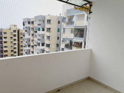 Balcony Image of 913 Sq.ft 2 BHK Apartment / Flat for rent in Laabham Residency, Pipliyahana Indore for Rs. 15000