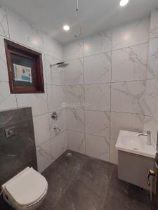 Bathroom Image of 790 Sq.ft 2 BHK Builder Floor for sale in Shalimar Bagh New Delhi for Rs. 12400000