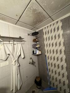 Bathroom Image of 1115 Sq.ft 2 BHK Apartment / Flat for sale in Golfgreen Elite Homz, Sector 77 Noida for Rs. 15900000