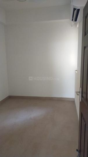 Sector 32 Main Image 1