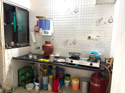 Kitchen Image of 990 Sq.ft 2 BHK Apartment / Flat for sale in Tragad Ahmedabad for Rs. 4200000
