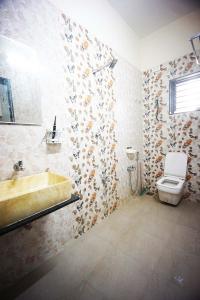 Image of 1935 Sq.ft 4 BHK Independent House for sale in Vejalpur, Ahmedabad for Rs. 16000000