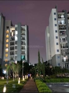 Building Image of 1100 Sq.ft 2 BHK Apartment / Flat for sale in Grand Omaxe, Sector 93B Noida for Rs. 14000000