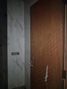 Common Bathroom Image of 1250 Sq.ft 2.5 BHK Apartment / Flat for sale in Sector 73 Noida for Rs. 4500000