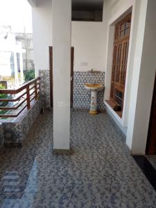 Balcony Image of 1150 Sq.ft 2 BHK Independent House for rent in Haibat Mau Mawaiya Lucknow for Rs. 10000
