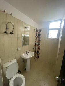 Bathroom Image of 1440 Sq.ft 3 BHK Apartment / Flat for rent in Skytech Matrott, Sector 76 Noida for Rs. 33000