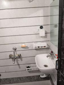Bathroom Image of 640 Sq.ft 2 BHK Apartment / Flat for sale in Mahamai Para Raipur for Rs. 3500000