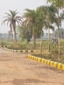Image of 100 Sq.ft Residential Plot / Land for sale in Paramount Golfforeste Villas, Surajpur, Greater Noida for Rs. 10000000
