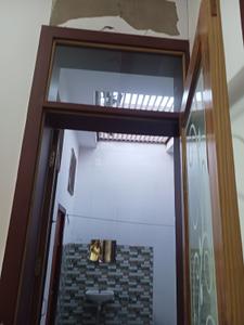 Bathroom Image of 1100 Sq.ft 2 BHK Independent House for rent in Sun City Vistaar Bareilly for Rs. 12000
