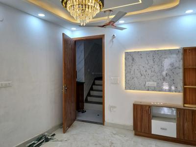 Living Room Image of 800 Sq.ft 3 BHK Apartment / Flat for sale in Dwarka Mor New Delhi for Rs. 5000000