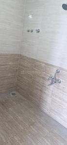 Bathroom Image of 900 Sq.ft 2 BHK Apartment / Flat for rent in Alta, Thaiyur Chennai for Rs. 18500