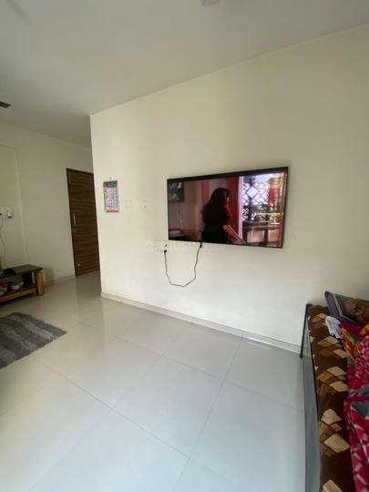 Saakaar Silvana Main Image 1