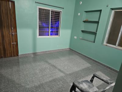 Bedroom Image of 950 Sq.ft 2 BHK Independent House for rent in Gola Road Patna for Rs. 8500