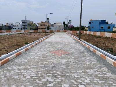 Image of 600 Sq.ft Residential Plot / Land for sale in Red Hills, Chennai for Rs. 2820000