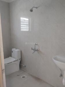 Bathroom Image of 1300 Sq.ft 3 BHK Duplex for sale in Golden The Golden Town, Karmeta Jabalpur for Rs. 9000000