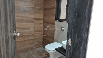 Bathroom Image of 650 Sq.ft 1 BHK Apartment / Flat for rent in Paranjape Blueridge The Groves, Hinjawadi Pune for Rs. 26989