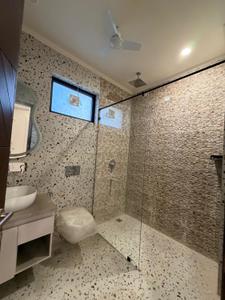 Bathroom Image of 1800 Sq.ft 3 BHK Builder Floor for sale in Sector 102 Gurgaon for Rs. 25000000
