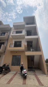 Image of 900 Sq.ft 2 BHK Apartment / Flat for sale in Kharar, Mohali for Rs. 5590000