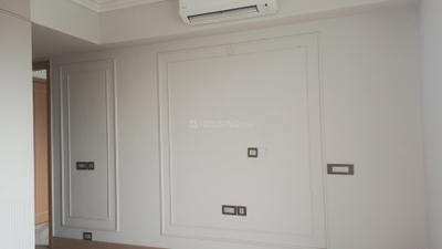 Bedroom Image of 4500 Sq.ft 5 BHK Builder Floor for sale in DLF The Grove, DLF Phase 5 Gurgaon for Rs. 140000000