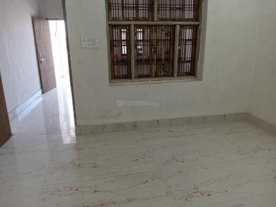 Hall Image of 600 Sq.ft 2 BHK Independent House for rent in Shreya Life Style Residency, Rajajipuram Lucknow for Rs. 7000