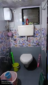 Bathroom Image of 600 Sq.ft 1 BHK Apartment / Flat for rent in Devripada Thane for Rs. 29000