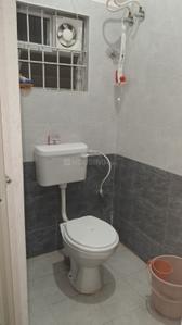 Bathroom Image of 1300 Sq.ft 2 BHK Independent House for rent in Kasturi Nagar Bengaluru for Rs. 30000