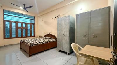 Bedroom Image of 2850 Sq.ft 3.5 BHK Independent House for rent in Gail Society, Sector PI Greater Noida for Rs. 29000