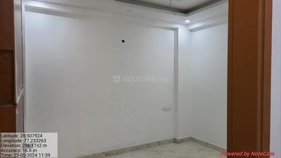 Bedroom Image of 700 Sq.ft 2 BHK Apartment / Flat for sale in Khanpur New Delhi for Rs. 4700000