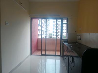 Kitchen Image of 1000 Sq.ft 2 BHK Apartment / Flat for sale in Kumar Pebble Park, Hadapsar Pune for Rs. 5200000