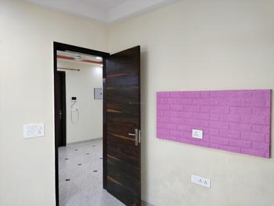 Bedroom Image of 650 Sq.ft 2 BHK Builder Floor for sale in Sector 8 Dwarka New Delhi for Rs. 9600000