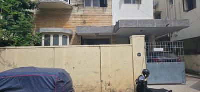 Image of 1800 Sq.ft 3 BHK Builder Floor for rent in Palavakkam, Sholinganallur, Chennai for Rs. 30000
