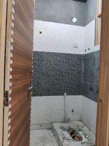 Common Bathroom Image of 750 Sq.ft 2 BHK Builder Floor for sale in DLF Ankur Vihar Ghaziabad for Rs. 2275033