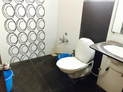 Bathroom Image of 1200 Sq.ft 1 BHK Apartment / Flat for rent in Shyamal Ahmedabad for Rs. 30000