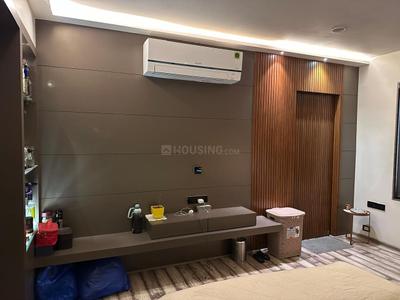 Bedroom Image of 3200 Sq.ft 4 BHK Apartment / Flat for sale in Happy Home Happy Glorious Phase 2, Vesu Surat for Rs. 20000000