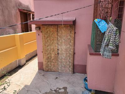 Bedroom Image of 2800 Sq.ft 3 BHK Independent House for sale in Thakurpukur Kolkata for Rs. 10000000