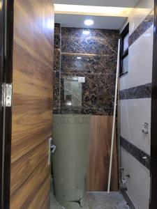 Common Bathroom Image of 750 Sq.ft 2 BHK Builder Floor for rent in Sector 24 Rohini New Delhi for Rs. 17000