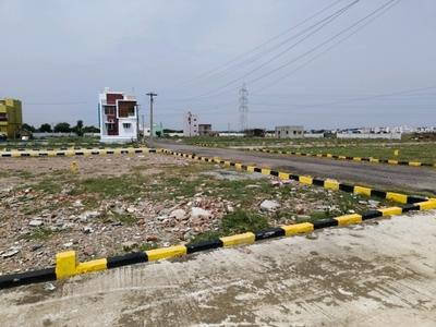 Image of 700 Sq.ft Residential Plot / Land for sale in Red Hills, Chennai for Rs. 2450000