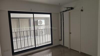 Bedroom Image of 3250 Sq.ft 4 BHK Apartment / Flat for rent in Adani Paarijat, Shantigram Ahmedabad for Rs. 125000